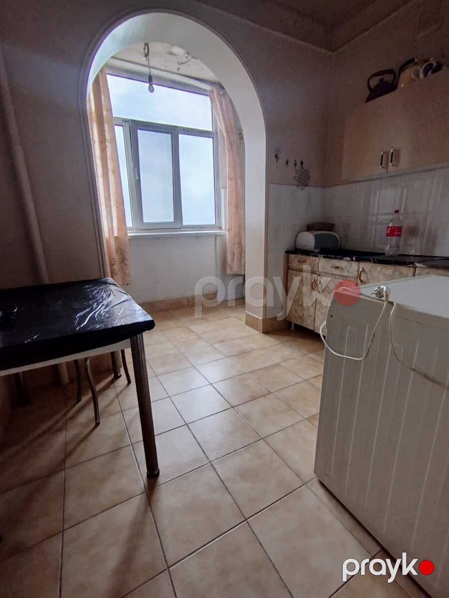 Satılır 2 otaqlı köhnə tikili 60 m² — Mənzil, Bakı (5)