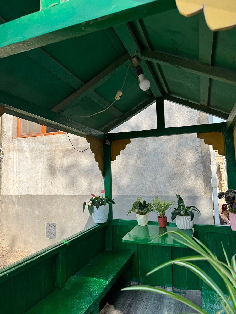 Uşaqlar üçün söhbətgah — Dacha və bağ, Bakı (3)