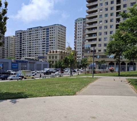 Satılır 4 otaqlı yeni tikili 237 m² — Bakı
