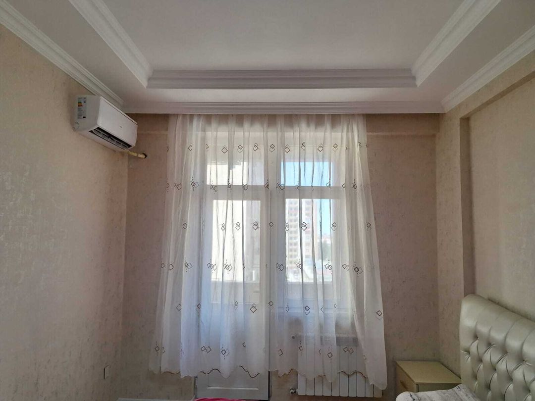 Satılır 6 otaqlı həyət evi/bağ evi 300 m² — Ev, villa, Bakı (11)