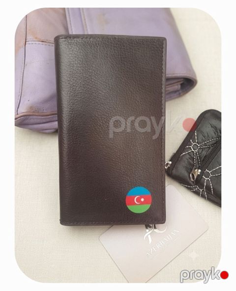 Pul qabı – Azərbaycan bayrağı nişanı ilə - Material: təbii, xırda — Bakı