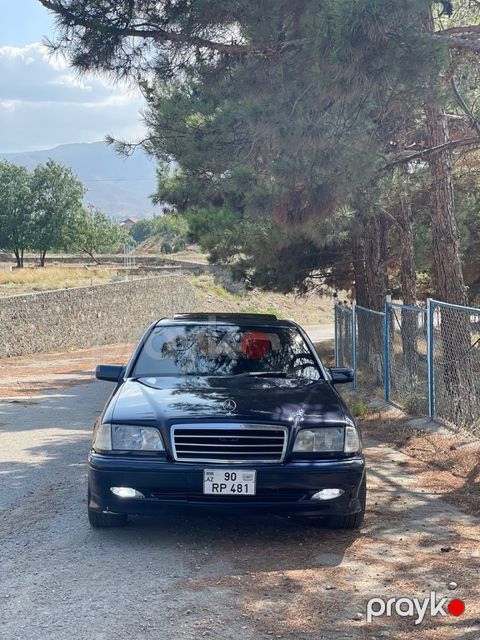 Mercedes C 200, 2.0 L, 1998 il, 440 000 km