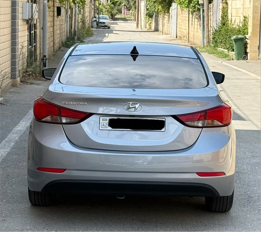 Hyundai Elantra, 1.8 L, 2015 il, 155 000 km — Avtomobillər, Bakı (2)