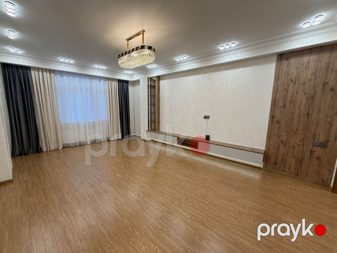 Satılır 3 otaqlı yeni tikili 130 m² — Mənzil, Bakı (2)