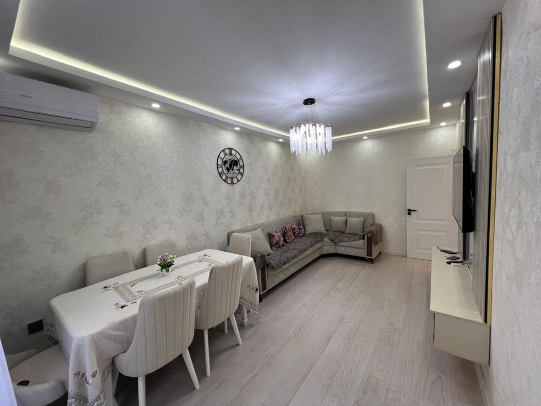 Satılır 2 otaqlı köhnə tikili 65 m² — Mənzil, Bakı (2)