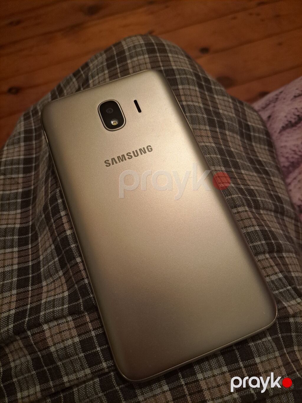 Samsung Galaxy J4 2018, 32 GB, rəng - Qızılı, Sensor, İki sim kartlı — Samsung, Bakı (2)