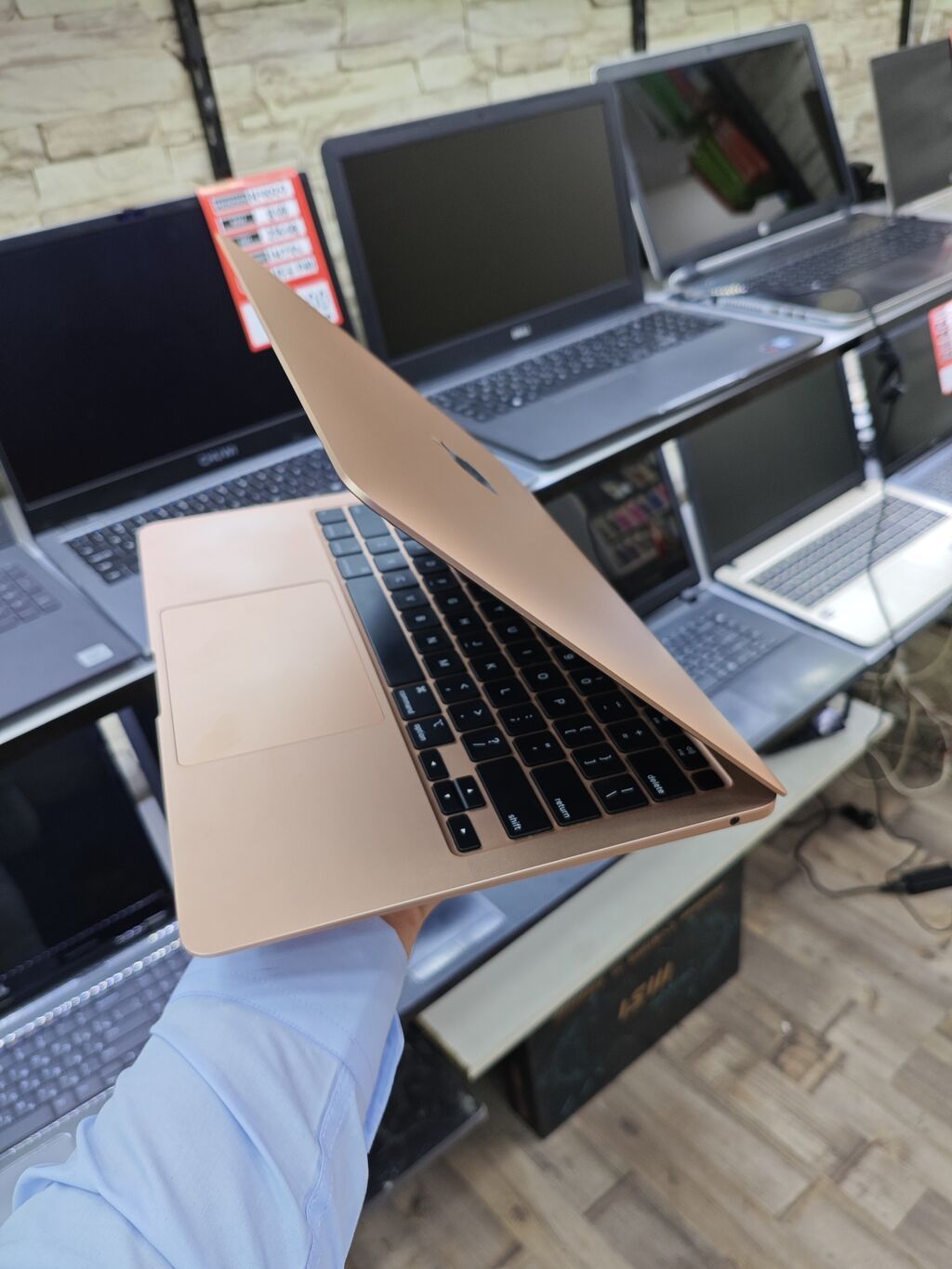MacBook air (iclouddadı) — Kompüterlər və noutbuklar, Bakı (2)