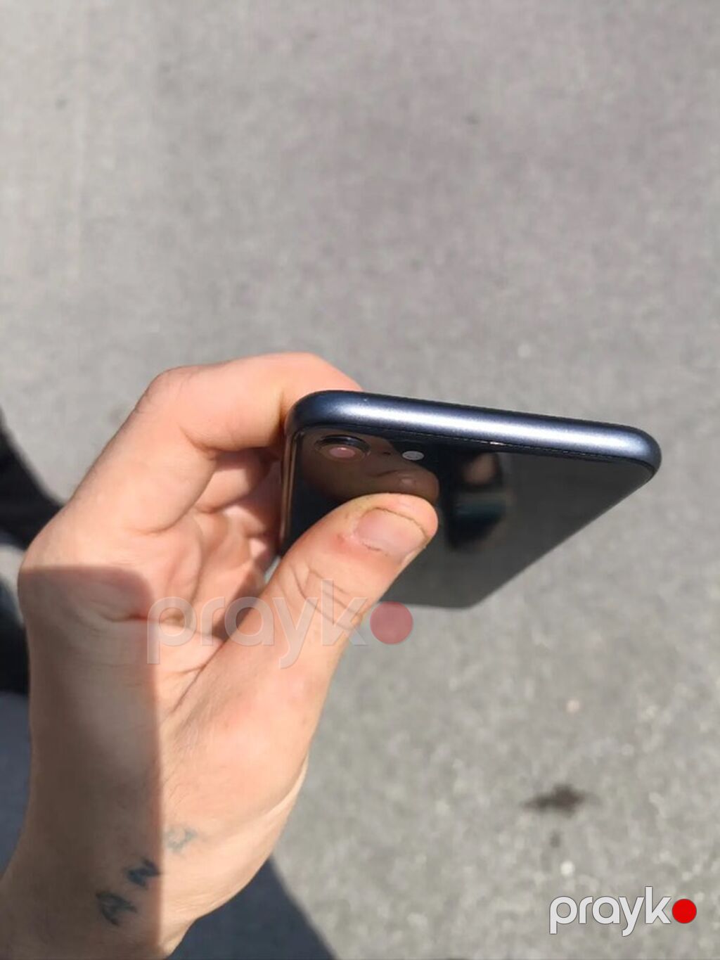 IPhone 8, Space Gray, Simsiz şarj — Apple iPhone, Digah (5)