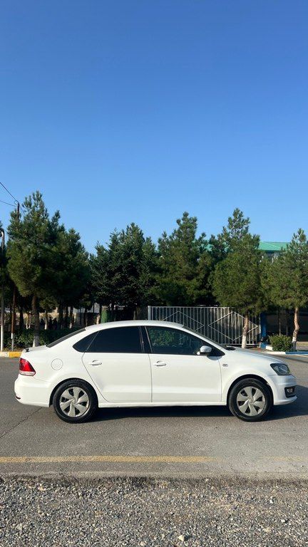Volkswagen Polo, 1.6 L, 2018 il, 128 000 km — Avtomobillər, Bakı (5)