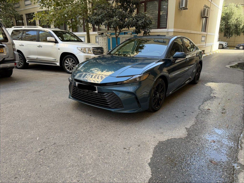 Toyota Camry, 2.5 L, 1.016 kWh, 2024 il, 41 500 km — Avtomobillər, Bakı