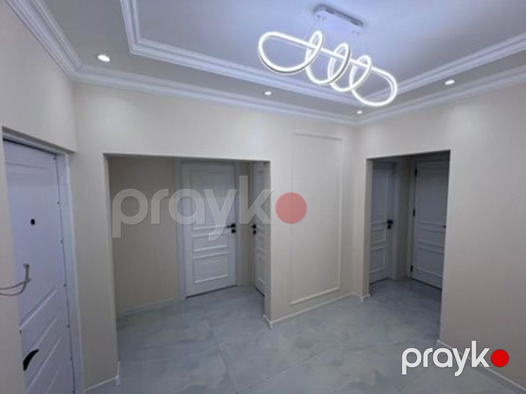 Satılır 4 otaqlı köhnə tikili 110 m² — Mənzil, Bakı (11)