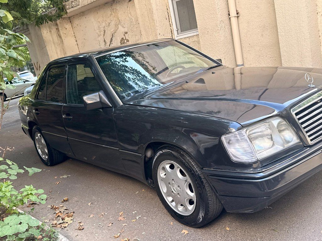 Mercedes 220 E, 2.2 L, 1992 il, 214 538 km — Avtomobillər, Bakı (3)