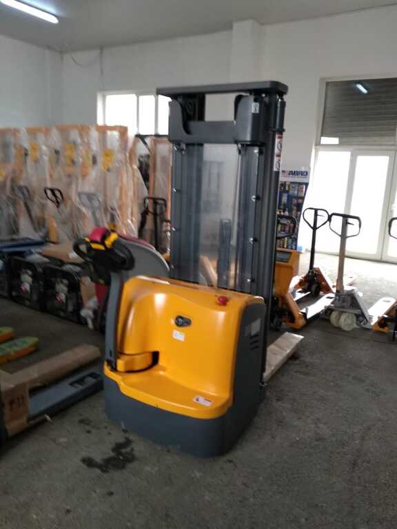 Elektrikli çəngəlli yükləyici — Biznes və avadanlıq, Bakı (6)