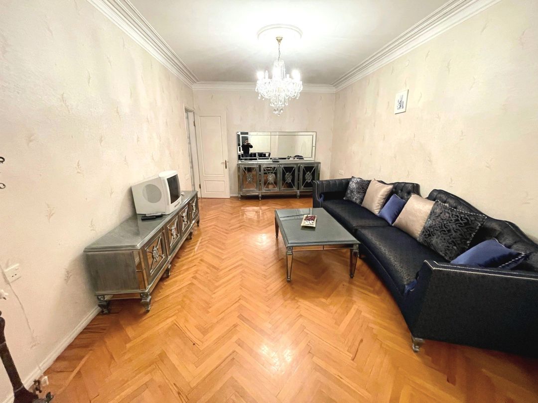 Satılır 3 otaqlı köhnə tikili 100 m² — Mənzil, Bakı (2)