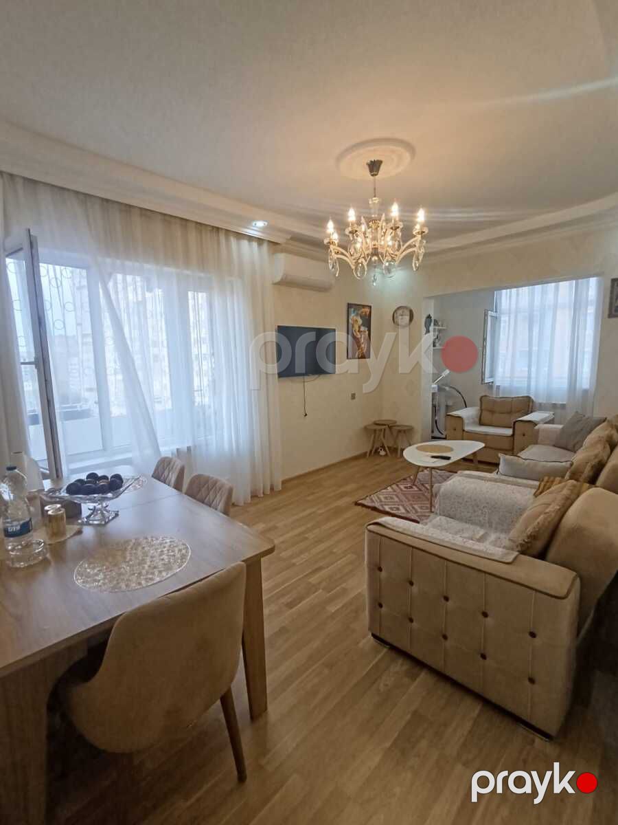 Satılır 3 otaqlı köhnə tikili 63 m² — Mənzil, Bakı (2)