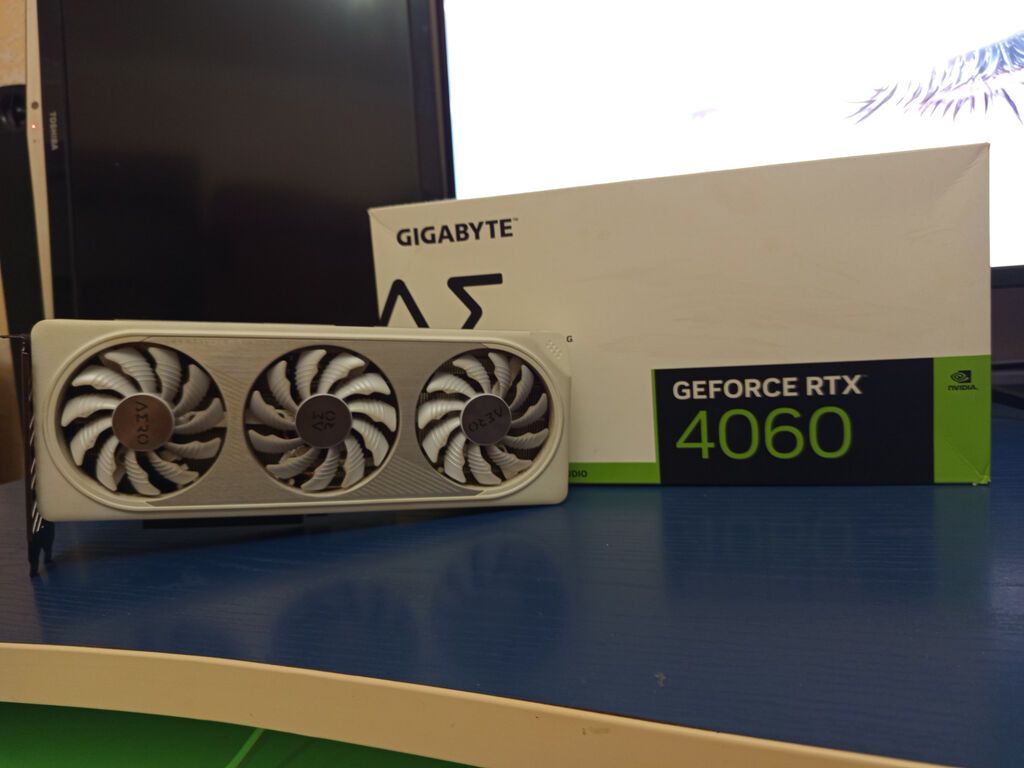 Rtx 4060 8g ideal ter temiz plombu ustunde diziqi bele yoxdu cox az — Qrafik kartlar, Bakı