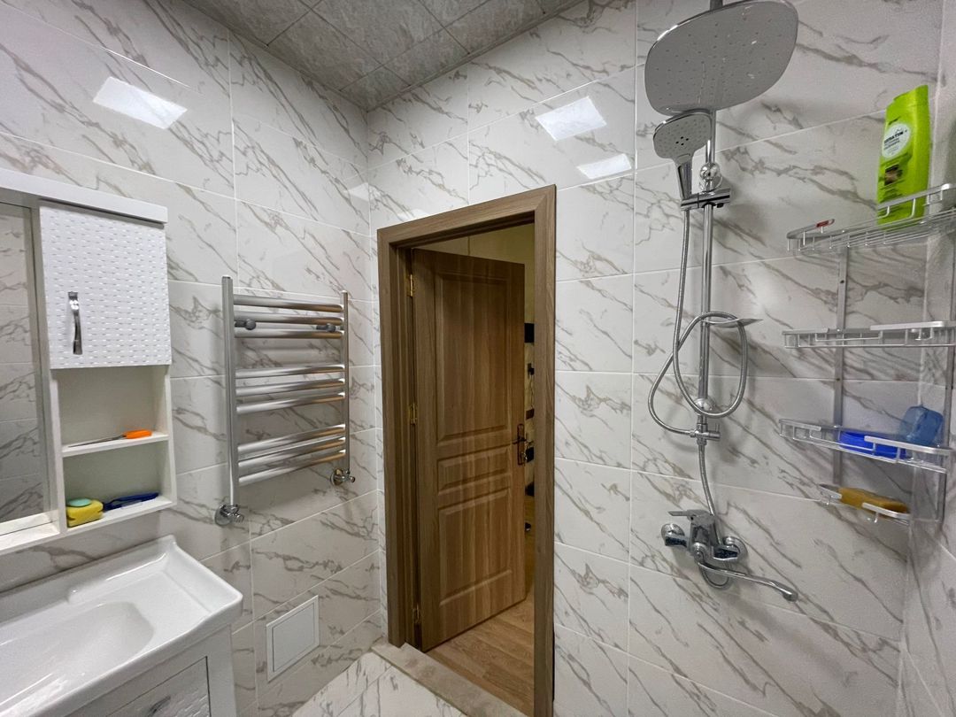 İcarəyə verilir 3 otaqlı yeni tikili 120 m² — Mənzil, Bakı (11)