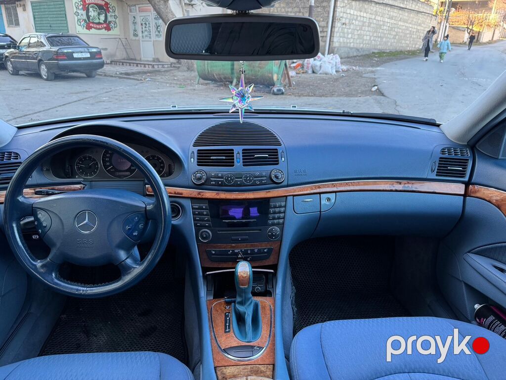 Mercedes-Benz E 240: 2.6 l 2003 il Sedan — Avtomobillər, Mingəçevir (5)