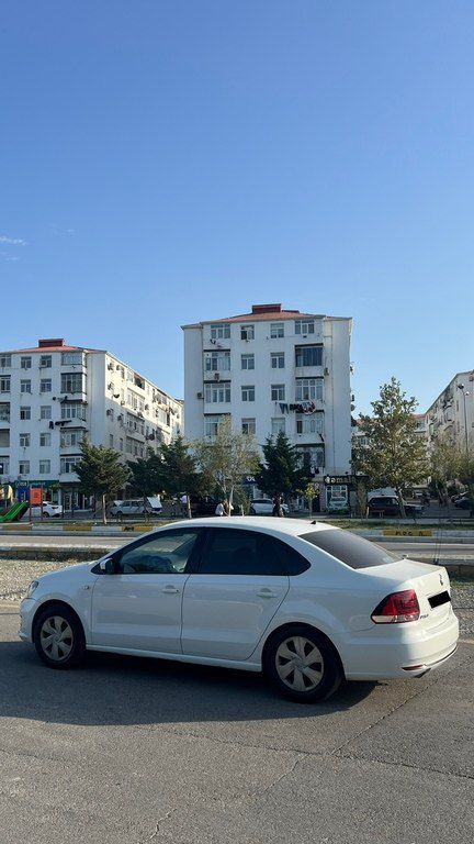 Volkswagen Polo, 1.6 L, 2018 il, 128 000 km — Avtomobillər, Bakı (8)