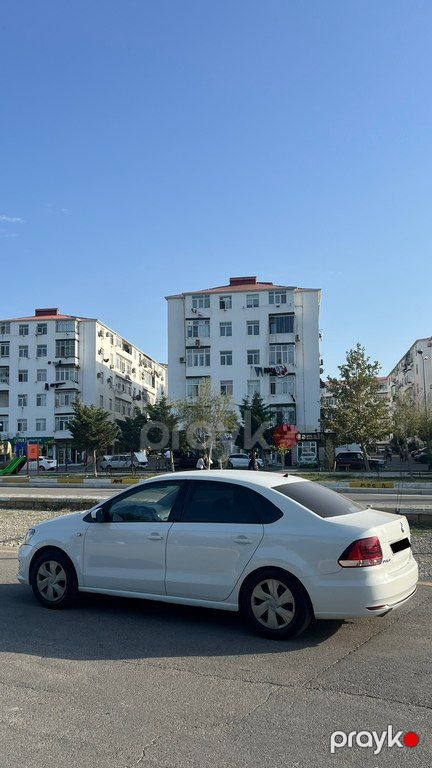 Volkswagen Polo, 1.6 L, 2018 il, 128 000 km — Avtomobillər, Bakı (8)