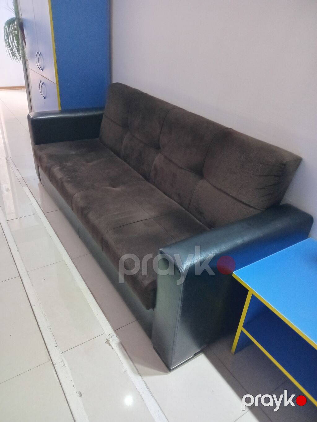 Ofis mebelləri dəsti - 3 nəfərlik qara rəngli dəri/kilkote divan — Ofis mebeli, Bakı (5)