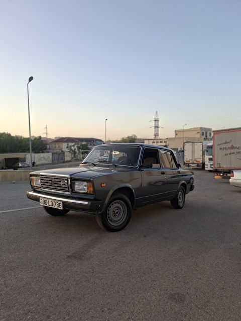 Lada (vaz) 2107, 2011 il — Bakı
