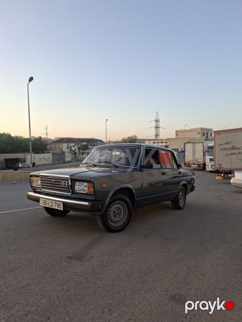 Lada (vaz) 2107, 2011 il