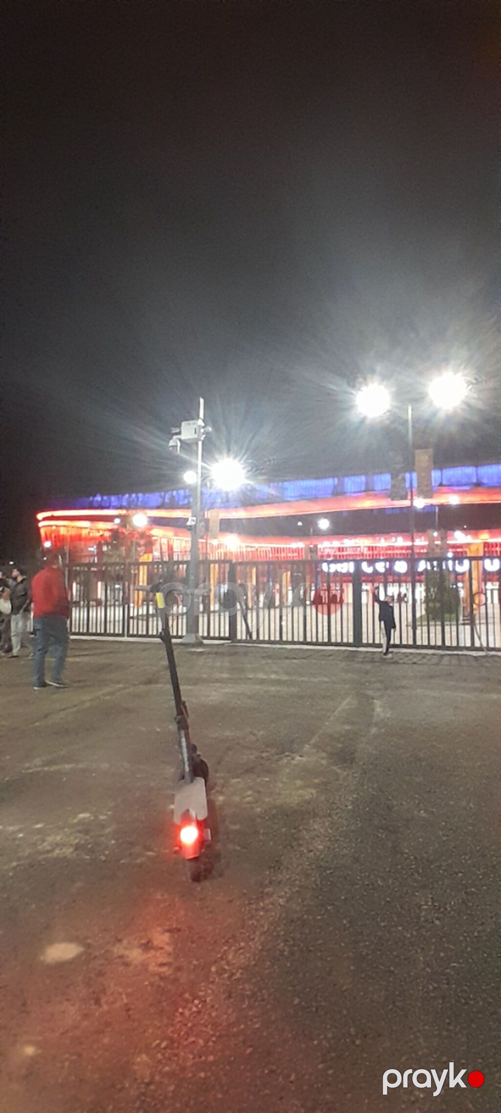 Her yere catdirilma var Hec bir problemi yoxdur Real aliciya endirim — Hiroskopler, Bakı (2)