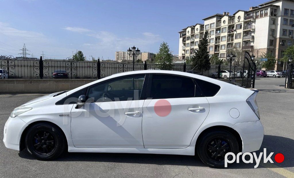 Toyota Prius, 1.8 L, 1.3 kWh, 2013 il, 58 000 km — Avtomobillər, Bakı (2)