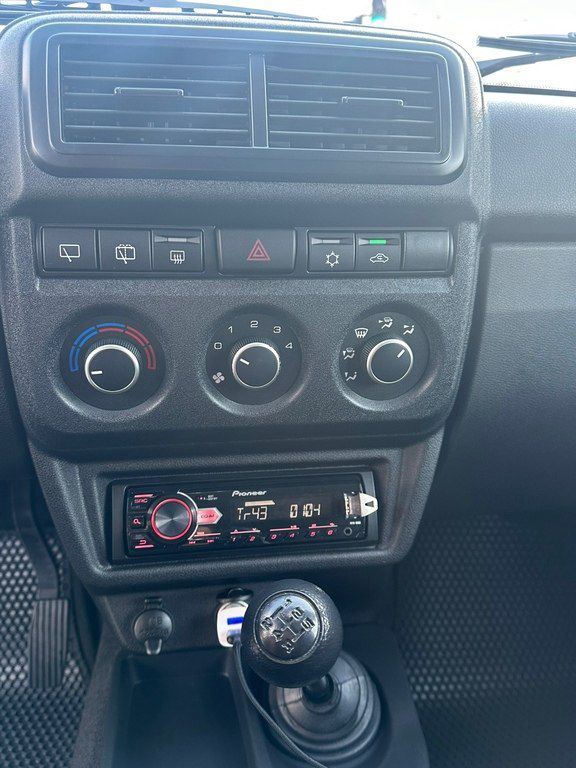 Lada (VAZ) Niva, 1.7 L, 2025 il, 13 200 km — Avtomobillər, Bakı (9)