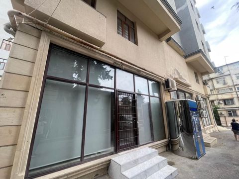 Satılır obyekt 34 m² — Bakı