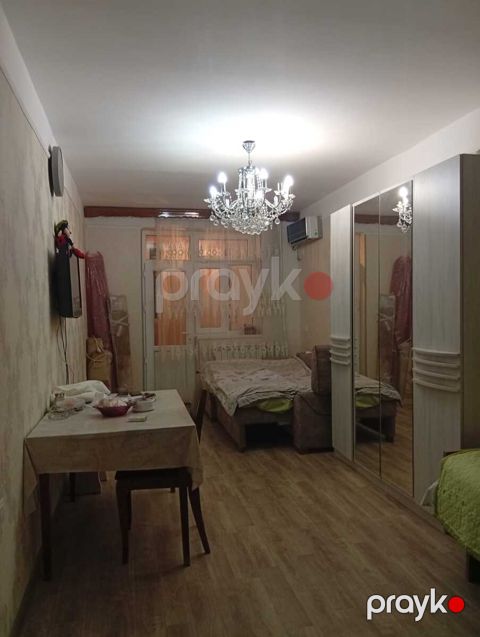 Satılır 1 otaqlı köhnə tikili 37.7 m² — Bakı
