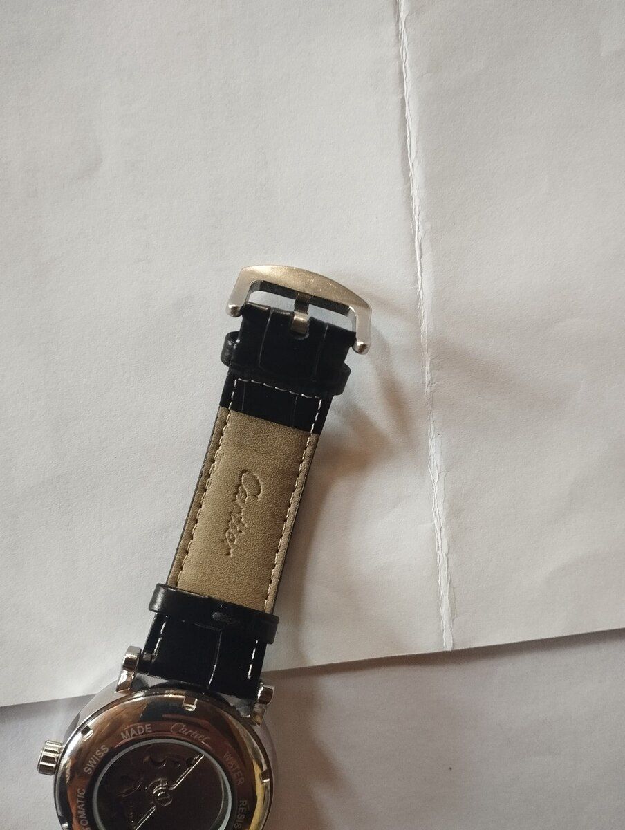 Cartier qol saatı — Şəxsi əşyalar, Masallı (3)