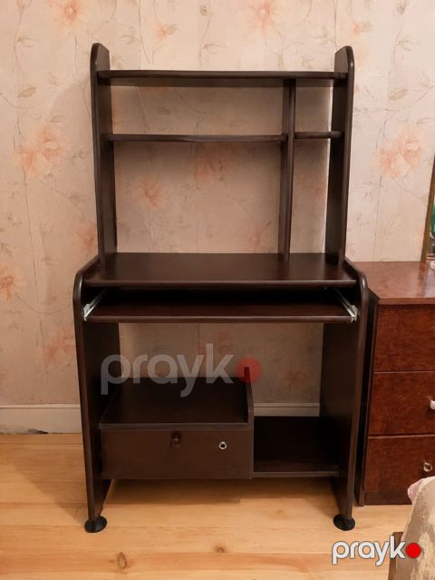 Düz masa, Polkalı, Siyirməli, Sadə laminat — Digah