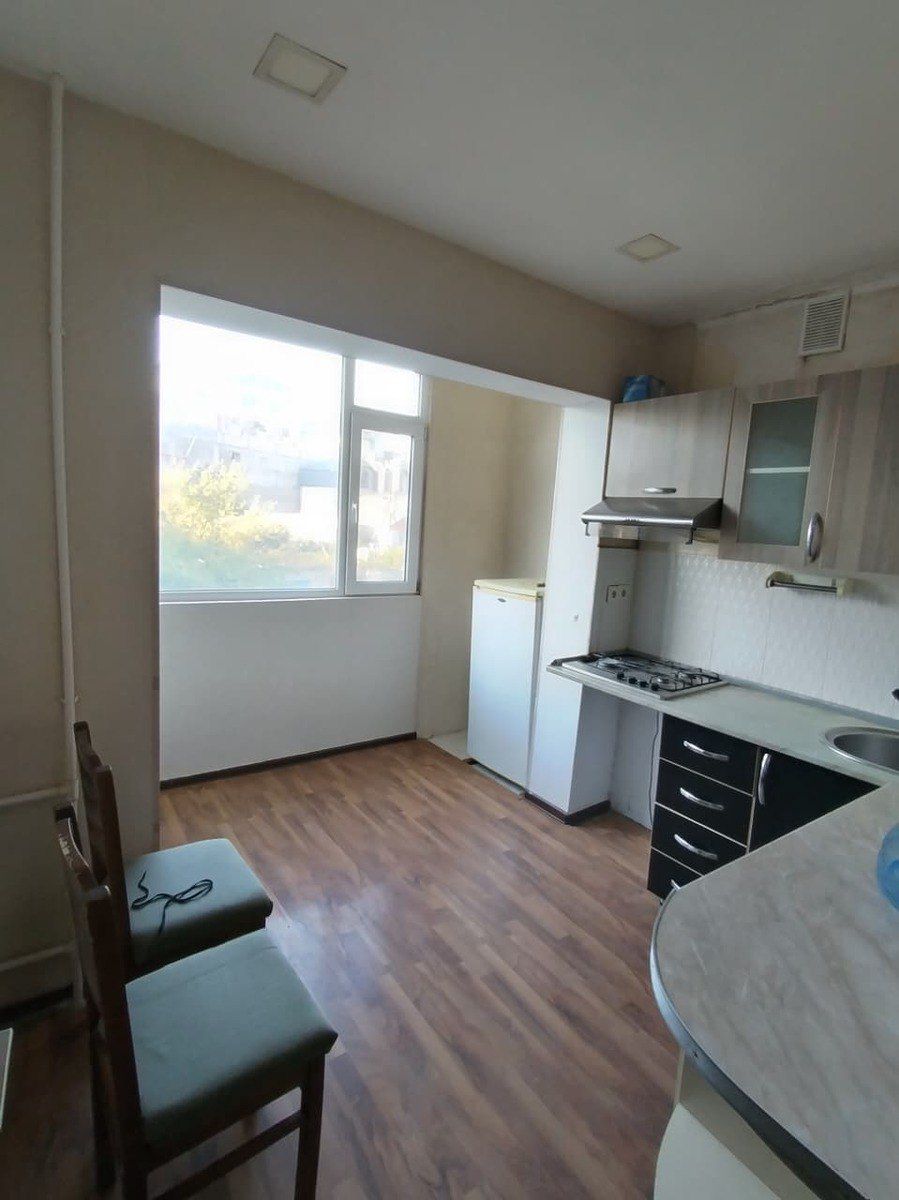 Satılır 2 otaqlı köhnə tikili 60 m² — Mənzil, Bakı (5)