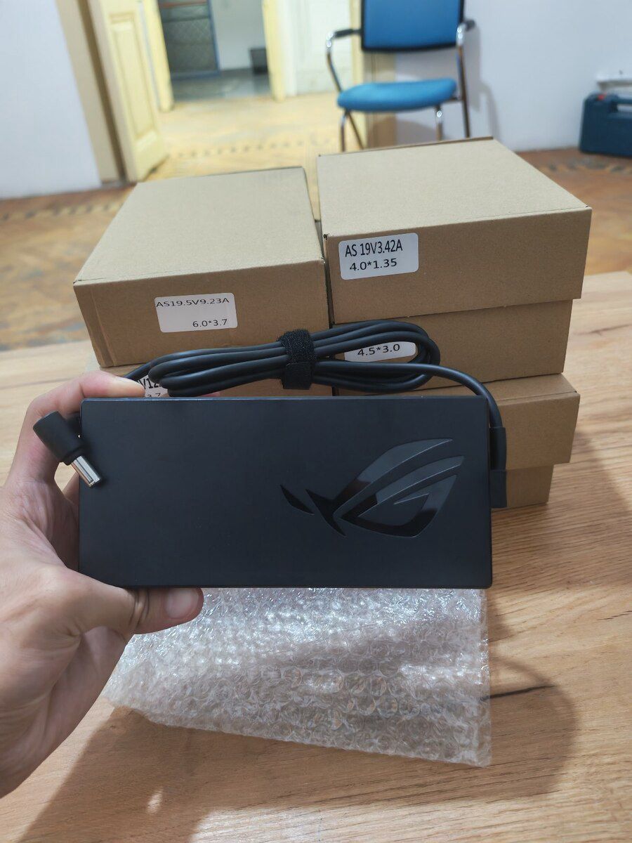 Asus 20V 9A (180W, 6.0*3.7mm) adapteri — Periferik cihazlar, Bakı (2)