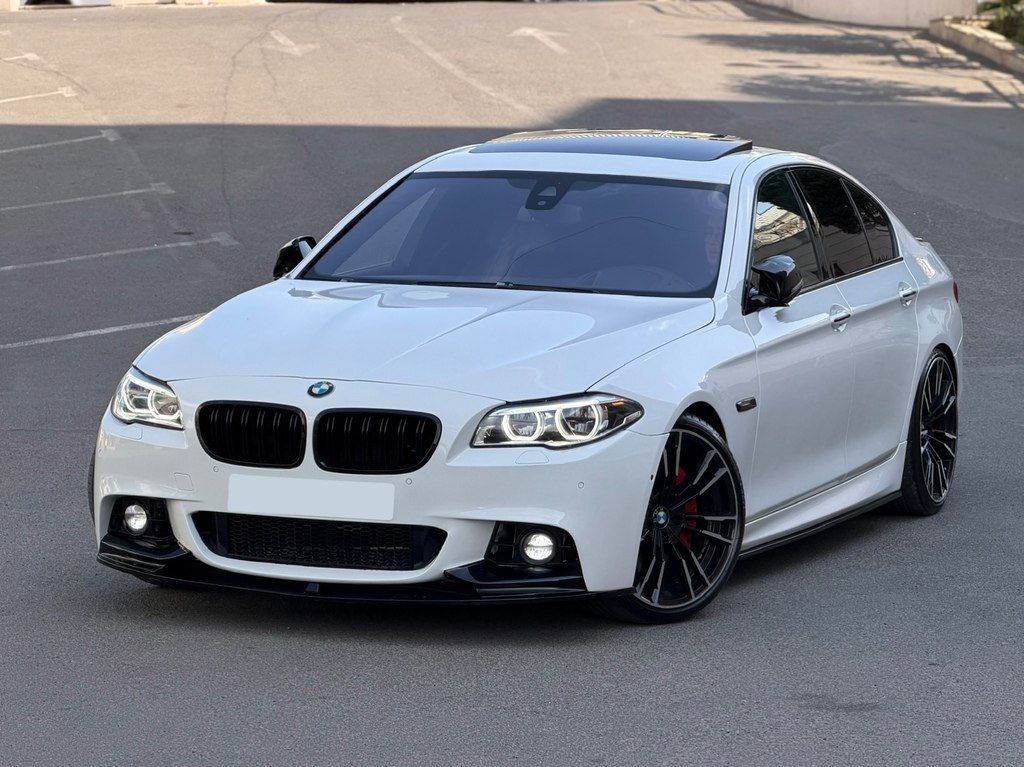 BMW 535, 3.0 L, 2015 il, 31 800 km — Avtomobillər, Gəncə (2)