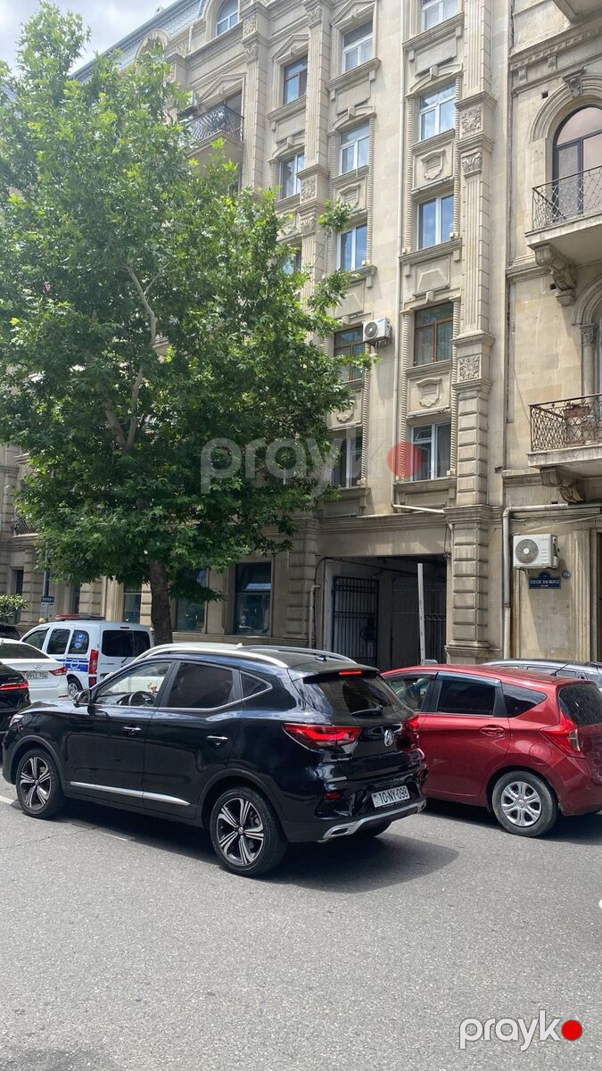 Satılır 3 otaqlı köhnə tikili 106 m² — Mənzil, Bakı (8)