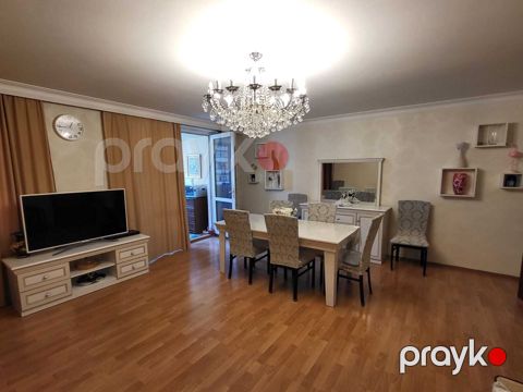 Satılır 3 otaqlı köhnə tikili 75 m²