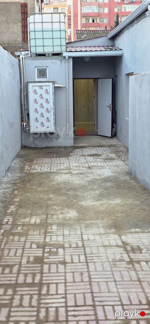 Satış: 3 otaqlı Ev / villa, 70 m², Yasamal rayonu