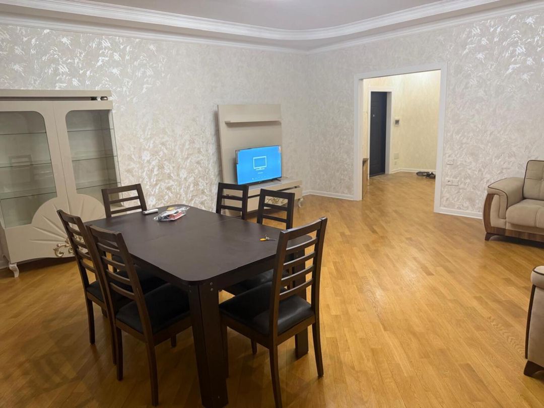 İcarəyə verilir 2 otaqlı yeni tikili 107 m² — Mənzil, Bakı (2)