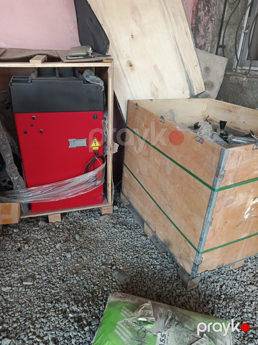 Avtomobil təkəri balanslaşdırma aparatı - Tip: Wheel Balancer (təkər — Avtoxidmət üçün, Tərtər
