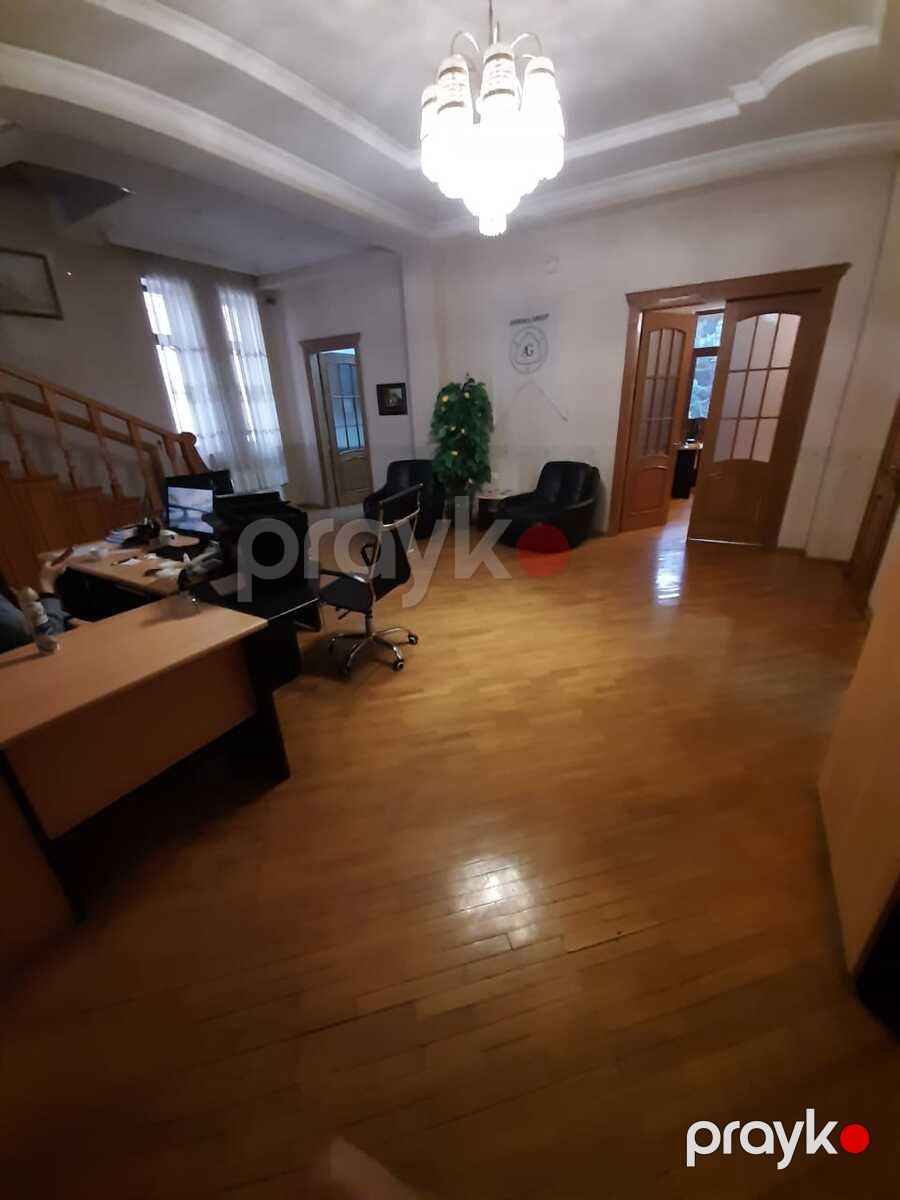 Satılır 10 otaqlı həyət evi/bağ evi 650 m² — Ev, villa, Bakı (9)