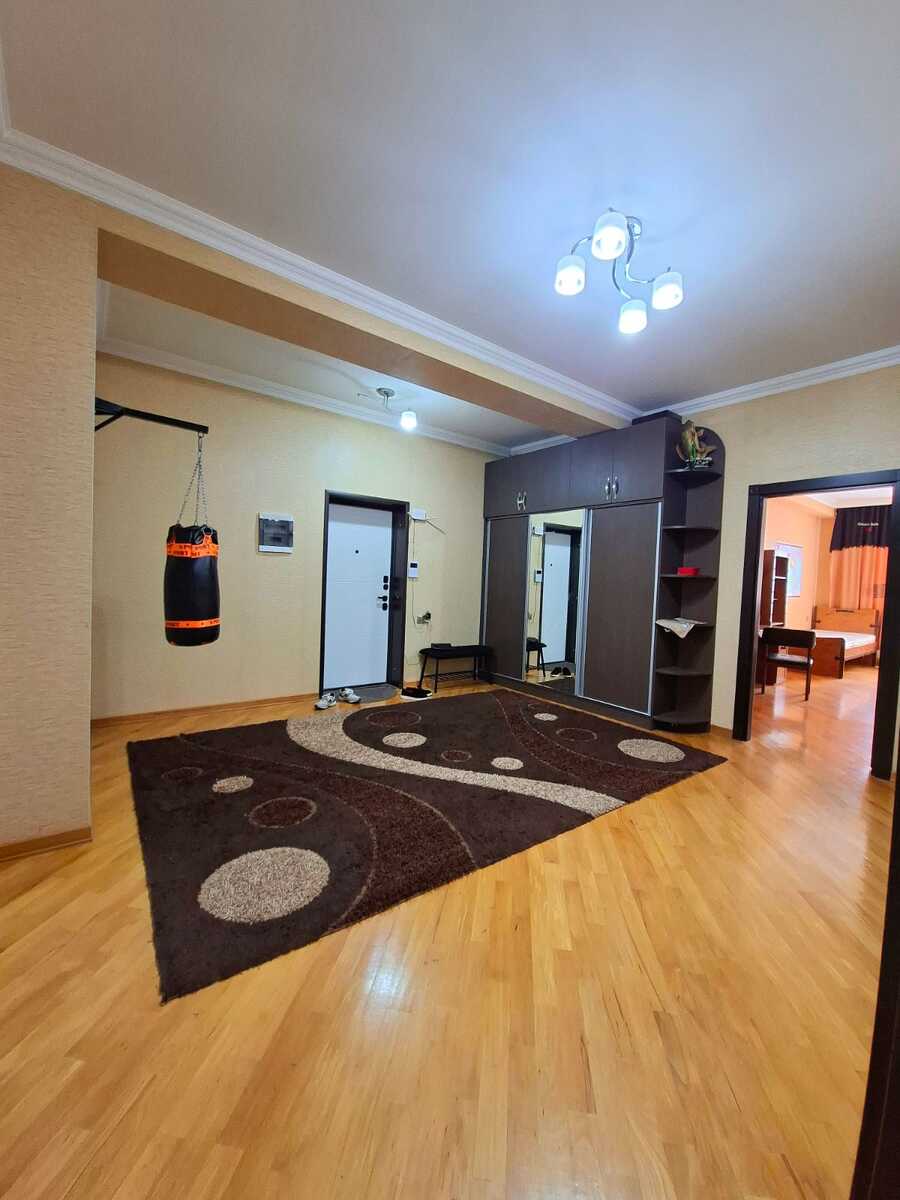 İcarəyə verilir 3 otaqlı yeni tikili 135 m² — Mənzil, Bakı (4)