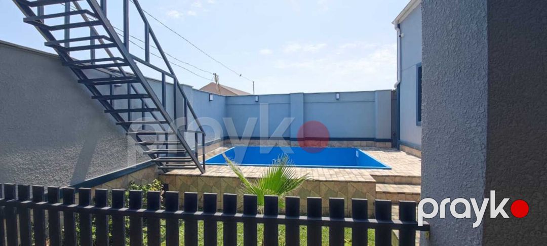 Satılır 4 otaqlı həyət evi/bağ evi 250 m² — Ev, villa, Bakı (2)