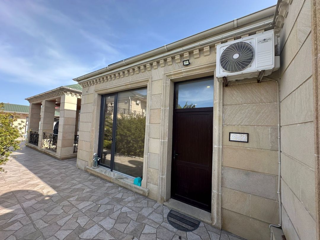 Satılır 5 otaqlı həyət evi/bağ evi 350 m² — Ev, villa, Bakı (12)