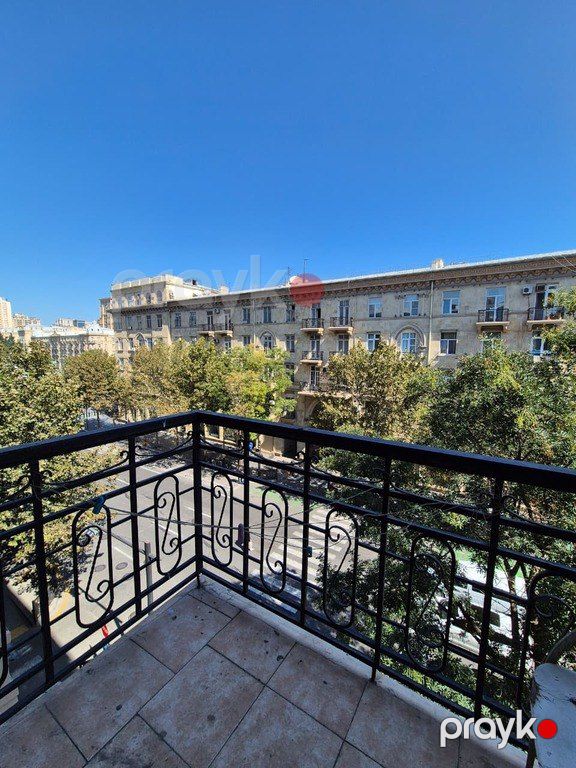 Satılır 3 otaqlı köhnə tikili 105 m² — Mənzil, Bakı (9)