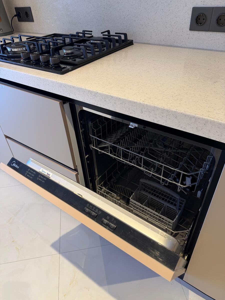 İcarəyə verilir 2 otaqlı yeni tikili 102 m² — Mənzil, Bakı (11)