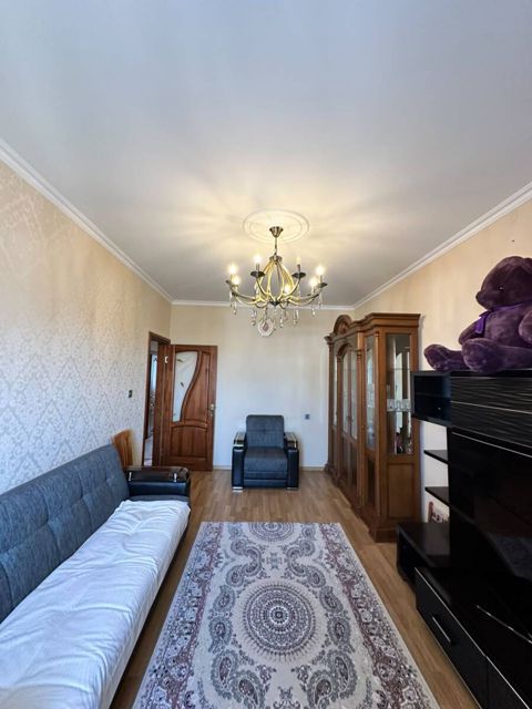 Satılır 3 otaqlı köhnə tikili 85 m² — Bakı