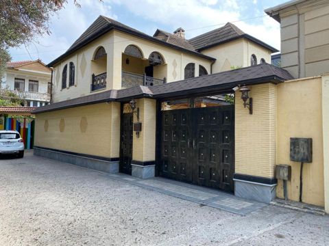 İcarəyə verilir 7 otaqlı həyət evi/bağ evi 260 m² — Bakı